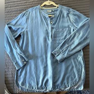 Athleta Chambray Popover